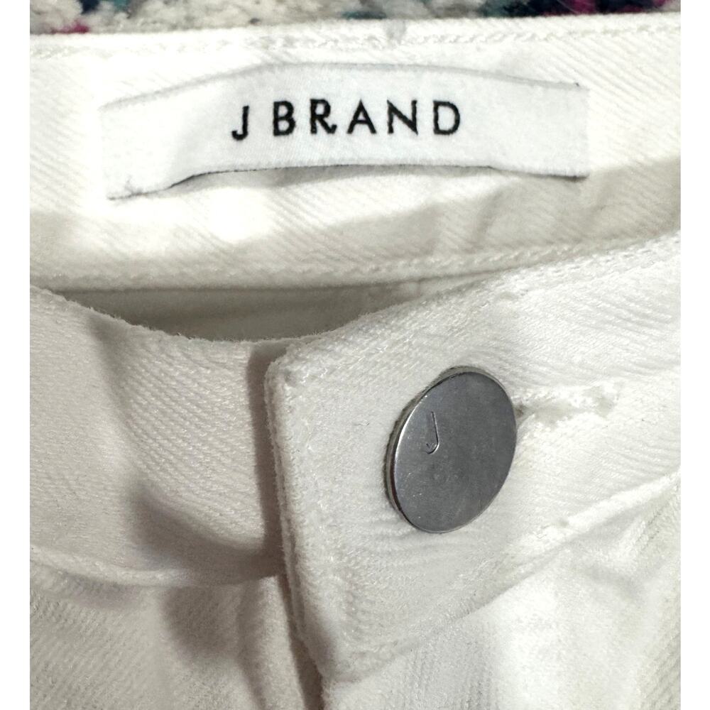 J. BRAND White Cut Off White Denim Bermuda Shorts Raw Hem Size 26 - Picture 3 of 4